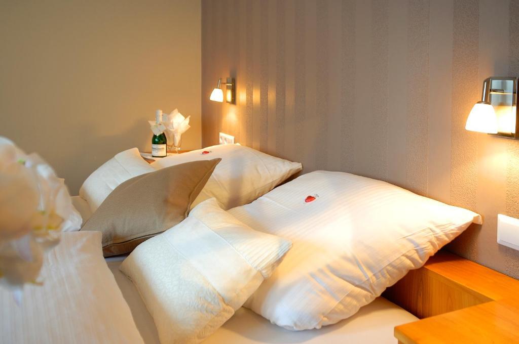 Gasthaus Zum Ochsen Mannheim Room photo
